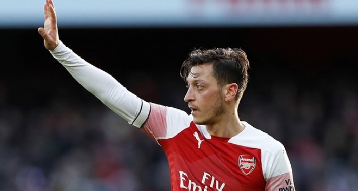 Bergabung dalam Kampanye 'Hello Brother', Mesut Ozil Serukan Persatuan Melawan Teror